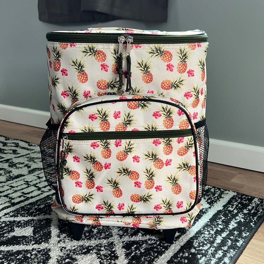 Rolling Cooler Bag
